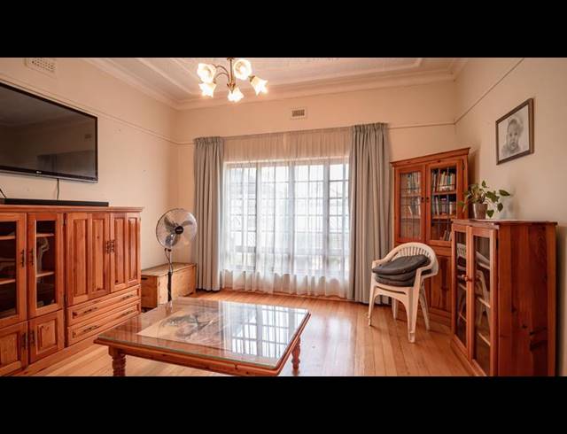 3 BEDROOM PROPERTY TO RENT IN KENSINGTON